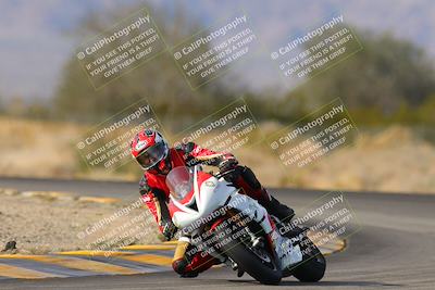 media/Dec-17-2022-SoCal Trackdays (Sat) [[224abd9271]]/Turn 7 Set 2 (1140am)/